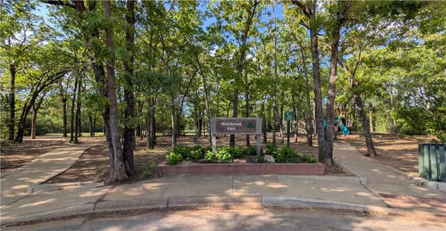 9217 Timber Knoll Drive, College Station, TX 77845