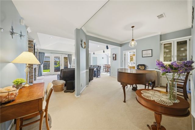 9217 Timber Knoll Drive, College Station, TX 77845