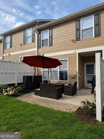 6311 Shoreview Circle, Flowery Branch, GA 30542