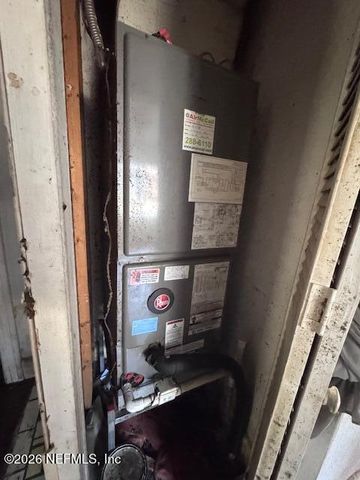 5116 COLONIAL Avenue, Jacksonville, FL 32210