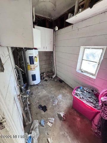 5116 COLONIAL Avenue, Jacksonville, FL 32210