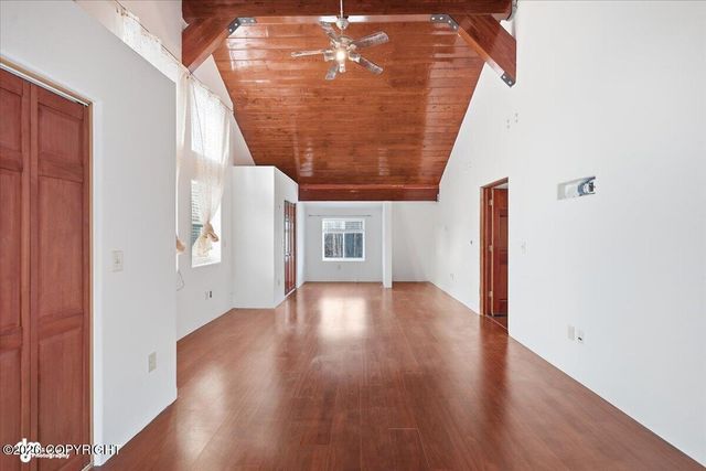 1646 W Clydesdale Drive, Wasilla, AK 99654