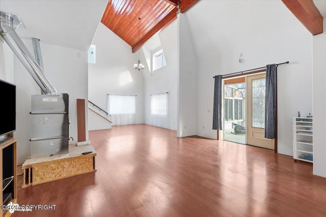 1646 W Clydesdale Drive, Wasilla, AK 99654