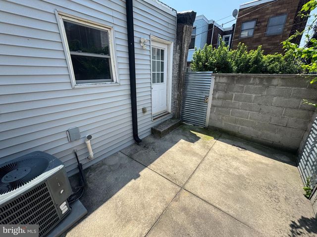2444 S FAIRHILL ST, Philadelphia, PA 19148