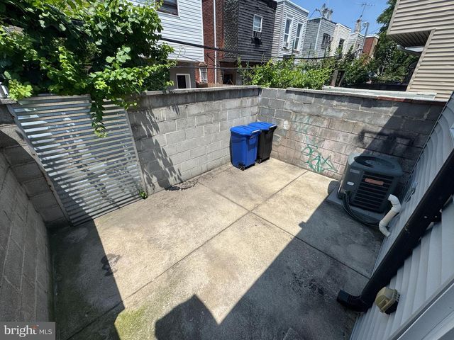 2444 S FAIRHILL ST, Philadelphia, PA 19148
