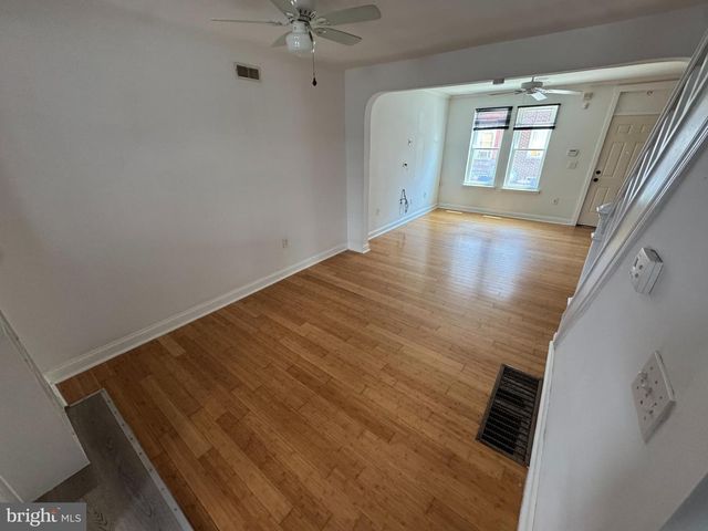 2444 S FAIRHILL ST, Philadelphia, PA 19148