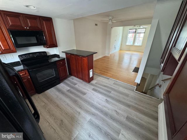 2444 S FAIRHILL ST, Philadelphia, PA 19148