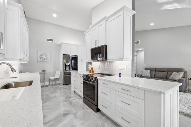 4847 Boxwood Circle, Boynton Beach, FL 33436
