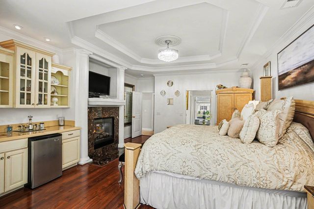 180 Highwood Circle, Murrells Inlet, SC 29576