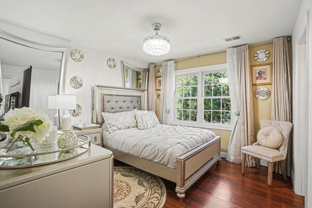 180 Highwood Circle, Murrells Inlet, SC 29576