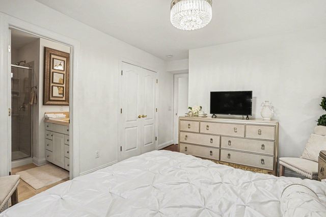 180 Highwood Circle, Murrells Inlet, SC 29576