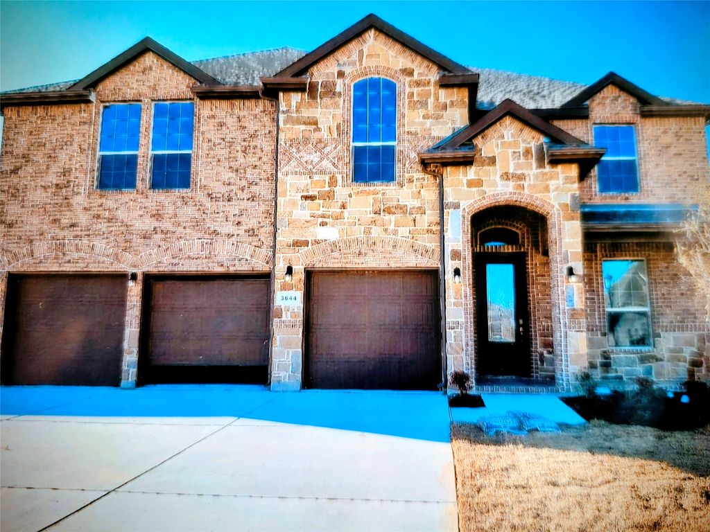 3644 Hidden Hollow Drive, Grand Prairie, TX 76065