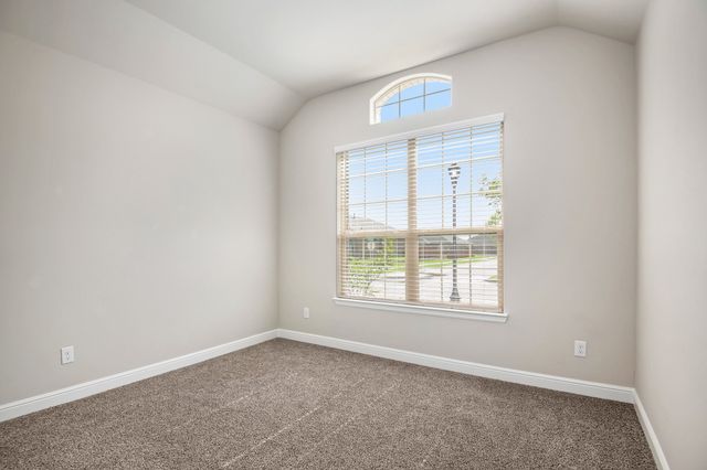 229 Dunmore Drive, Fort Worth, TX 76052