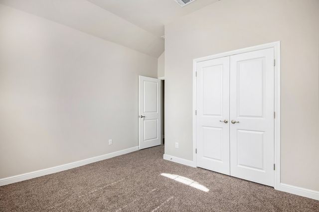 229 Dunmore Drive, Fort Worth, TX 76052