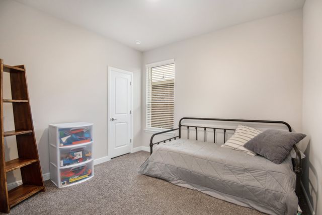 229 Dunmore Drive, Fort Worth, TX 76052