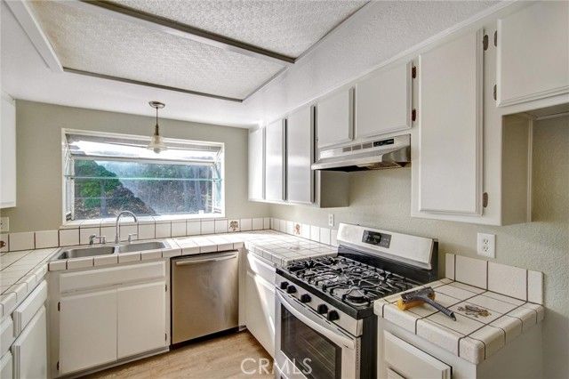 19020 Diplomat, Corona, CA 92881