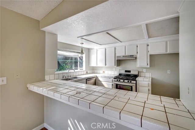 19020 Diplomat, Corona, CA 92881