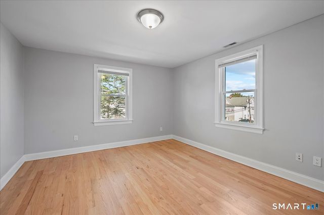 38 Soundview Avenue A, Stamford, CT 06902