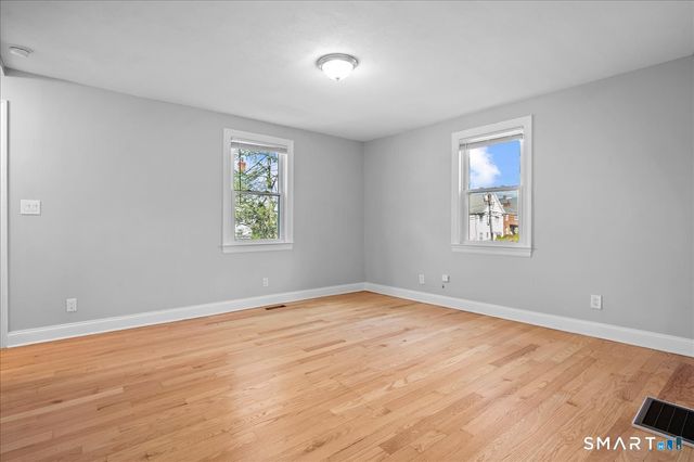 38 Soundview Avenue A, Stamford, CT 06902