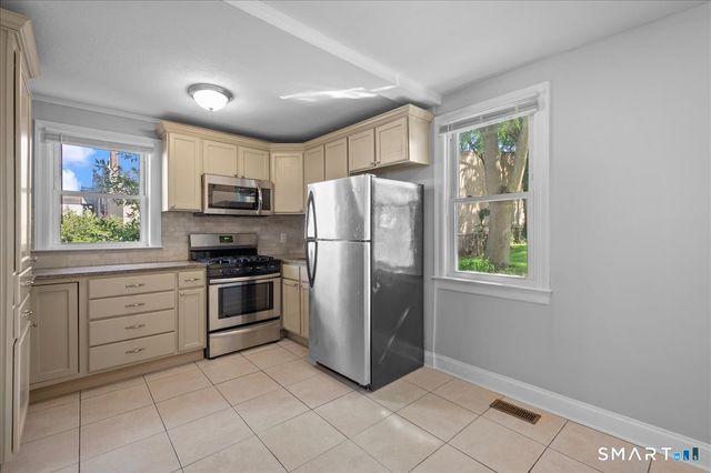 38 Soundview Avenue A, Stamford, CT 06902