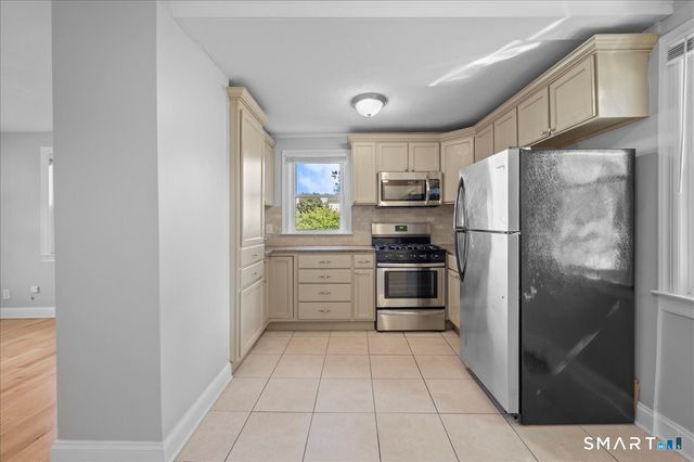 38 Soundview Avenue A, Stamford, CT 06902