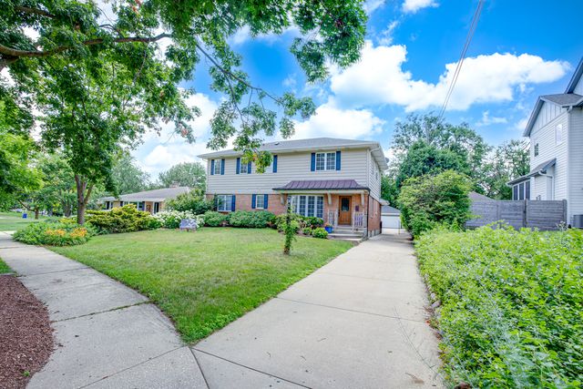 885 Glen Oak Avenue, Glen Ellyn, IL 60137