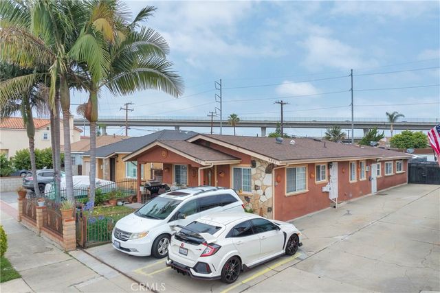 4853 W 116th St, Hawthorne, CA 90250
