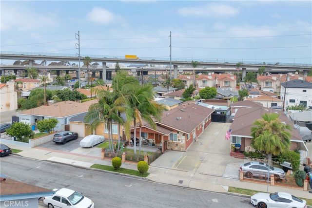 4853 W 116th St, Hawthorne, CA 90250