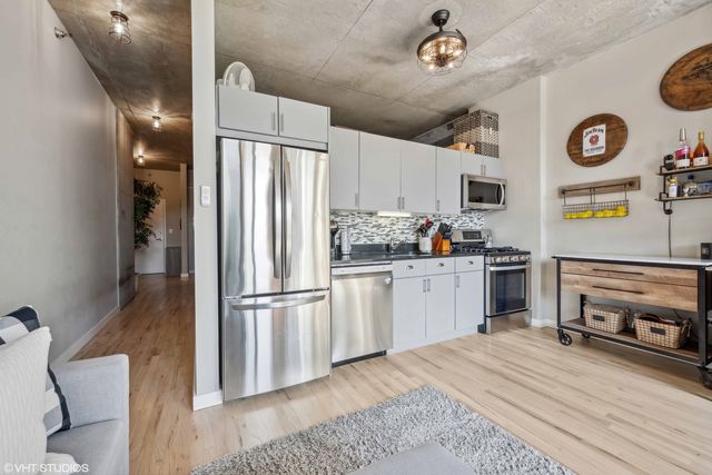 1720 S Michigan Avenue 305, Chicago, IL 60616