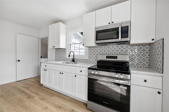 201 S 8th Street, Easley, SC 29640
