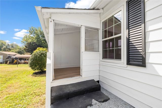 201 S 8th Street, Easley, SC 29640