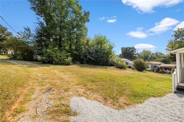 201 S 8th Street, Easley, SC 29640