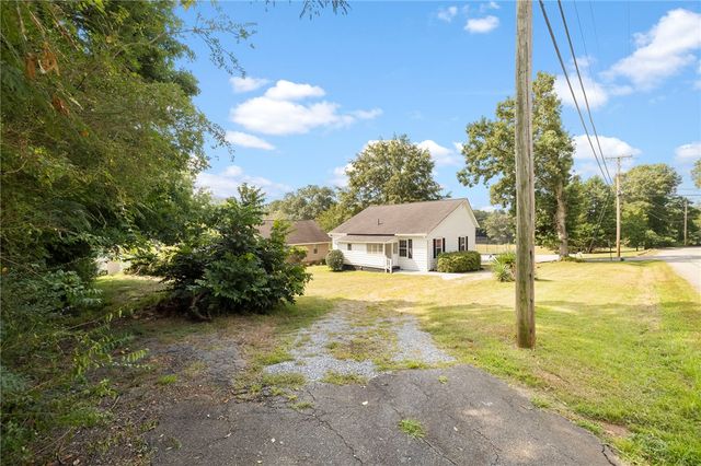 201 S 8th Street, Easley, SC 29640