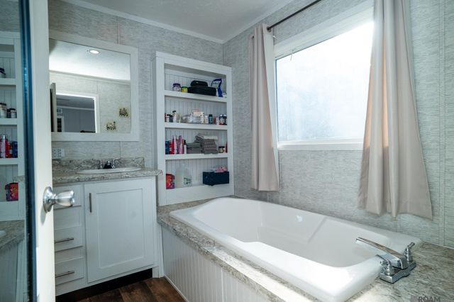 18783 Aydell Ln, French Settlement, LA 70733