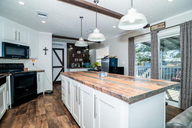 18783 Aydell Ln, French Settlement, LA 70733