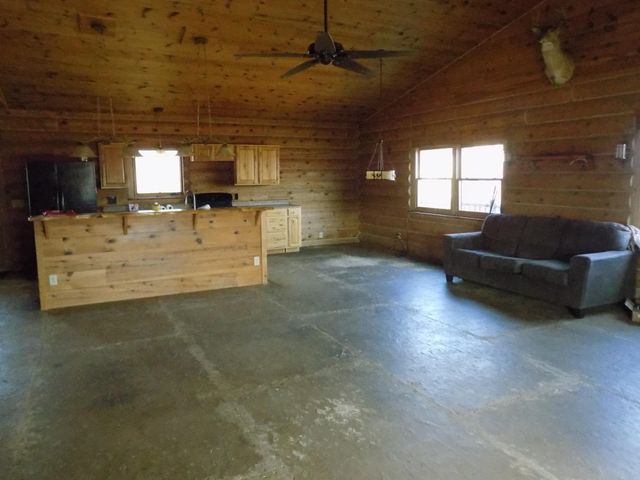 4865 Schmidt Road, Gladwin, MI 48624