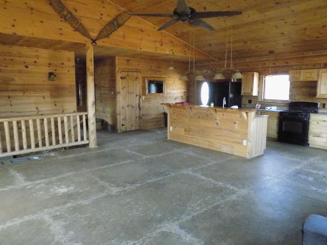 4865 Schmidt Road, Gladwin, MI 48624