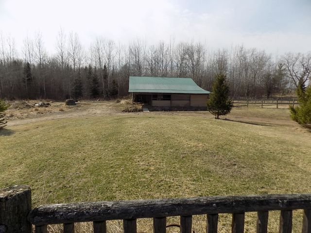 4865 Schmidt Road, Gladwin, MI 48624