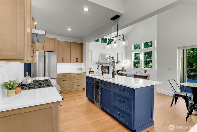 5921 164th Street SW, Lynnwood, WA 98037