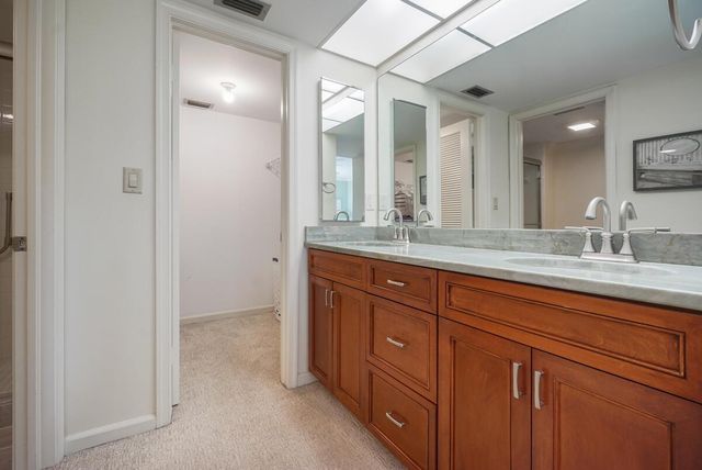 300 N Hwy A1A F-306, Jupiter, FL 33477
