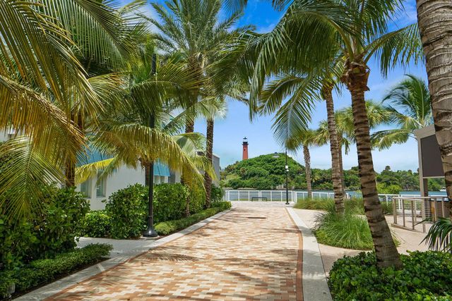 300 N Hwy A1A F-306, Jupiter, FL 33477
