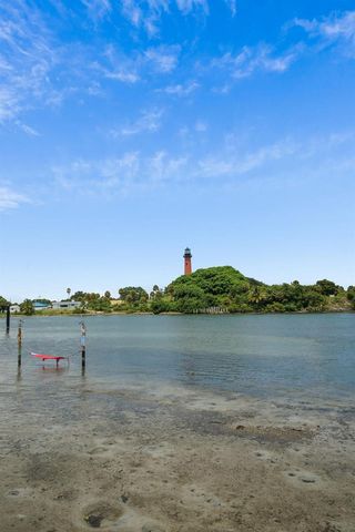 300 N Hwy A1A F-306, Jupiter, FL 33477