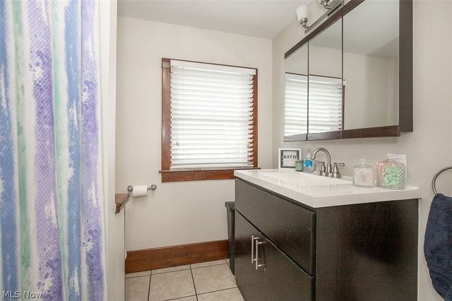 416 Prospect Avenue, Cuyahoga Falls, OH 44221