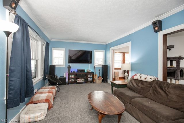 416 Prospect Avenue, Cuyahoga Falls, OH 44221