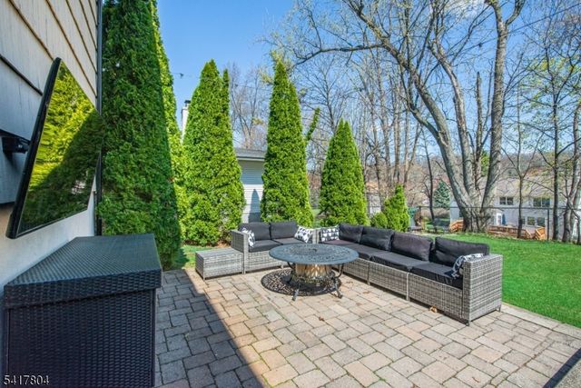 81 Devonshire Rd, Cedar Grove Twp., NJ 07009