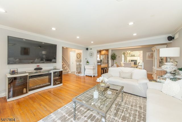 81 Devonshire Rd, Cedar Grove Twp., NJ 07009