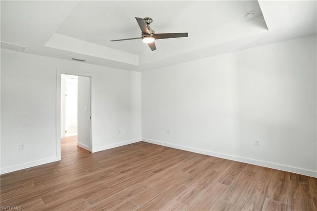 2607 38th ST SW, Lehigh Acres, FL 33976