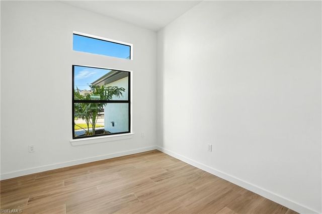 2607 38th ST SW, Lehigh Acres, FL 33976