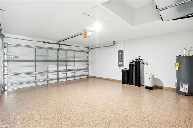 2607 38th ST SW, Lehigh Acres, FL 33976