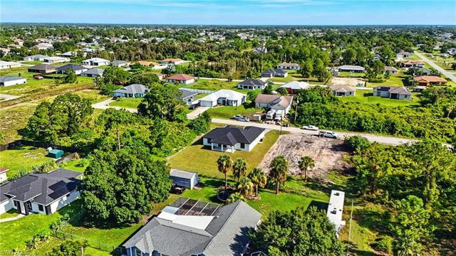 2607 38th ST SW, Lehigh Acres, FL 33976